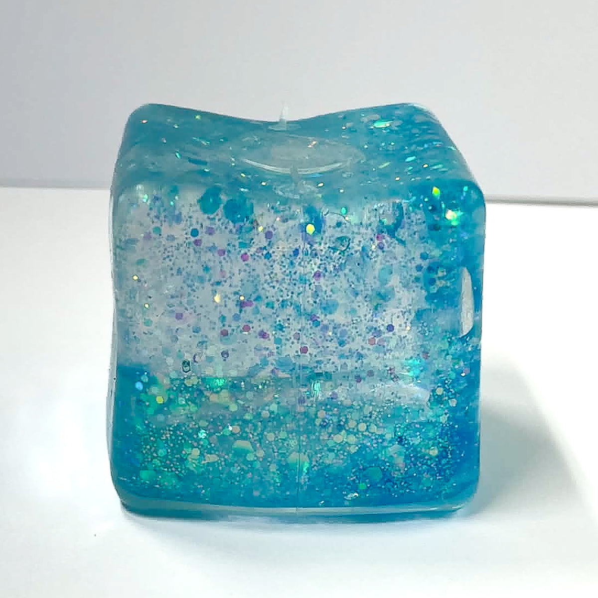 Sugar Squeeze Glitter Cube Squishy