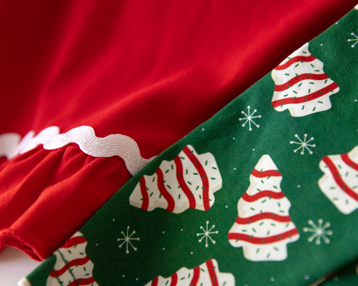 O' Christmas Tree Cake Tunic & Legging Set *Pre-Order - Ships Late November/ Early December2026*