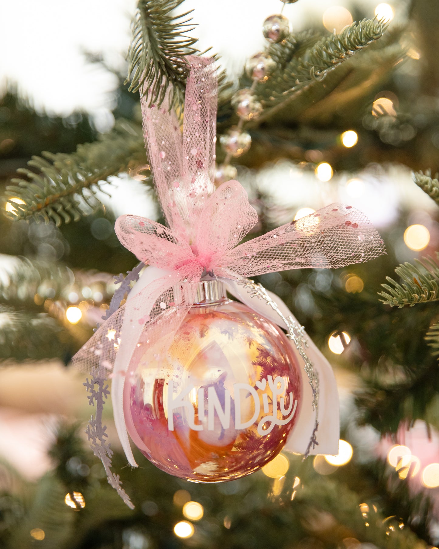 Kindilu 2024 Ornament (Ready to Ship)